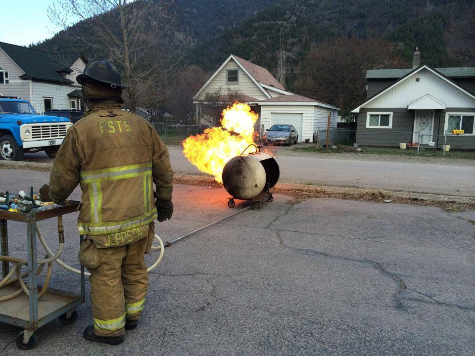 Test fire near house